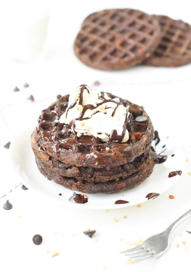 KETO CHOCOLATE CHAFFLE RECIPE